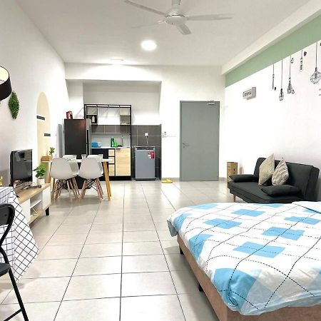 Netizen Near Mrt 2-3Pax Cozy Stay Cheras Exterior foto